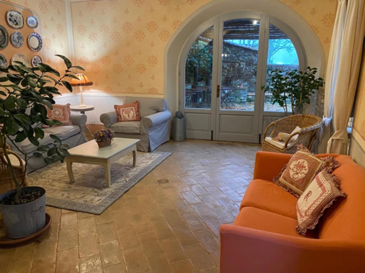 Villa Castellina - Homelilke Villas カステッリーナ・イン・キアンティ シエナ エクステリア 写真